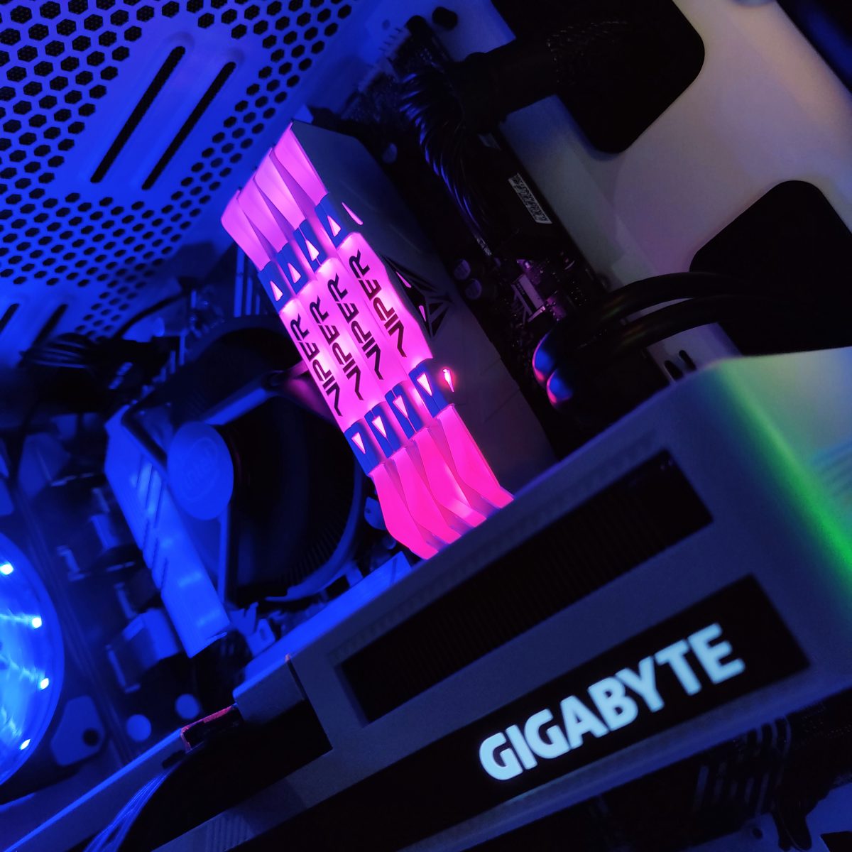 corsair 220t (7)